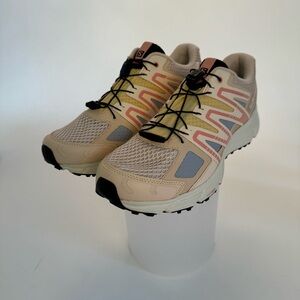 Salomon trail runner